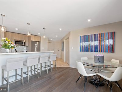 241 S 6th St APT 512, Philadelphia, PA, 19106