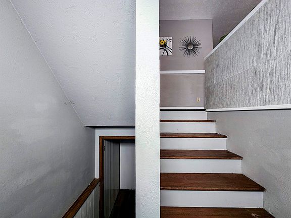 4th image of 507 Shannon Dr