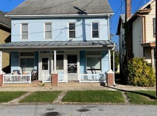 21 E Portland St, Mechanicsburg, PA 17055