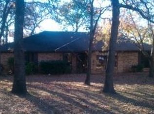 840 Ladonna Ave, Burleson, TX 76028
