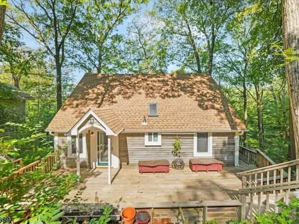 11 Cherry Tree Rd, Vernon Twp., NJ 07462
