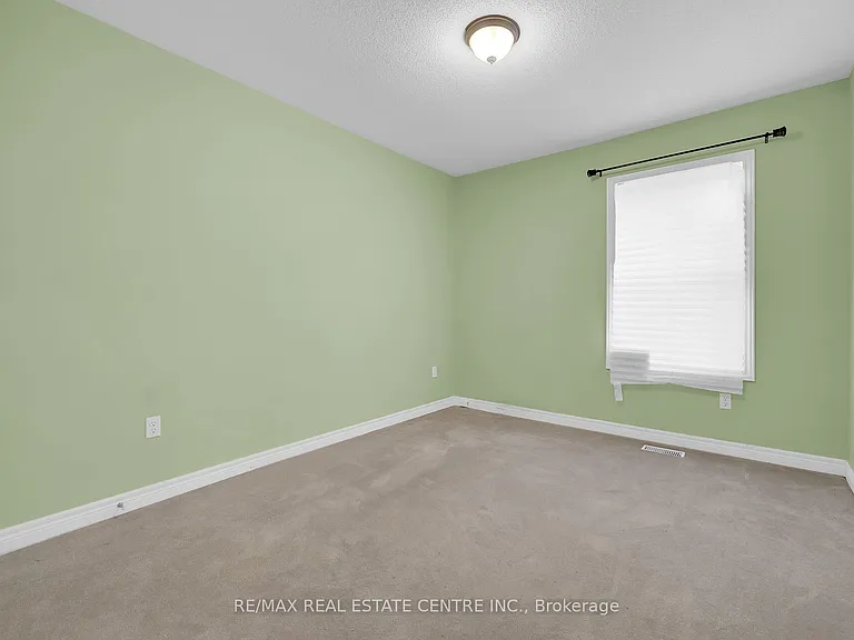31 Gibson Ave — Photo 21