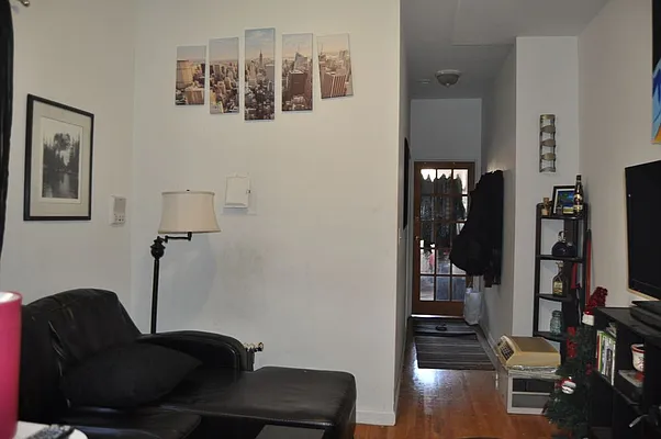 Rented by Sky Management | media 26