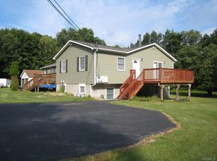 417 Prosperous Valley Rd, Bloomingburg, NY 12721