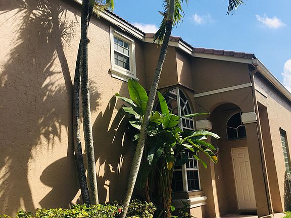 3rd image of 4855 NW 115th Ave