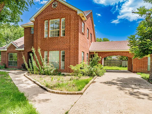 309 Hill St, Hico, TX 76457
