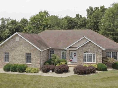 318 Majestic Oak Dr, Murphysboro, IL, 62966