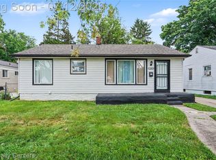 1329 Woodland Dr, Inkster, MI 48141