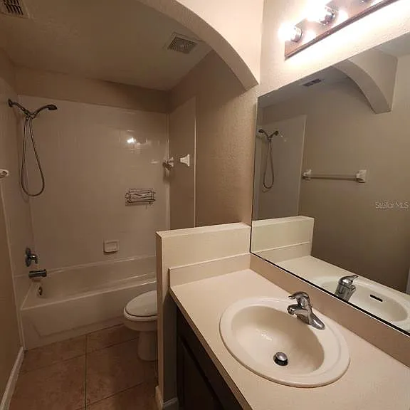 16436 Cedar Crest Dr — Photo 5