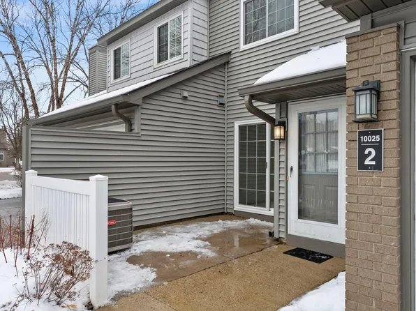 10025 Russell Ave N APT 2, Brooklyn Park, MN 55444