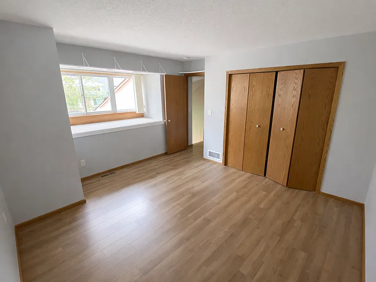 14248 Hemlock Ct N — Photo 7