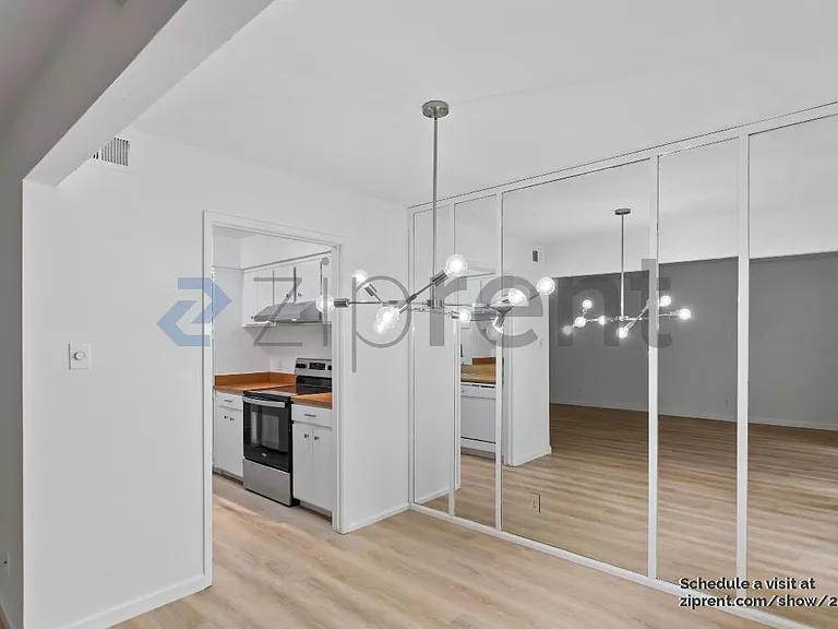 675 Sharon Park Dr #135 — Photo 9