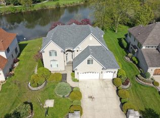 18507 River Rd, Hazel Crest, IL 60429