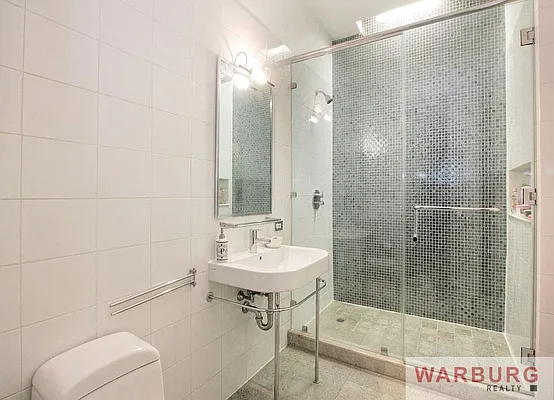 Rented by Warburg | media 19