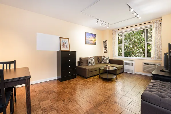Sold by Compass | media 3