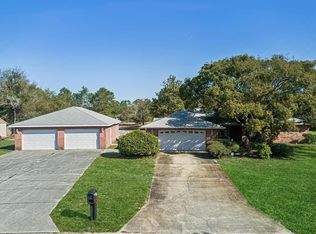 10335 Beechcraft St, New Port Richey, FL 34654