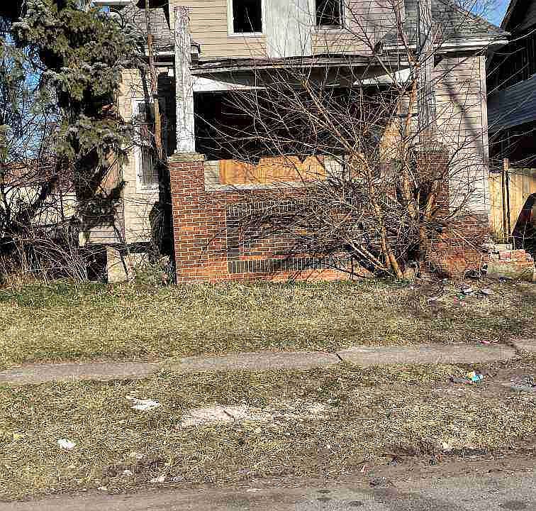 12910 HICKORY