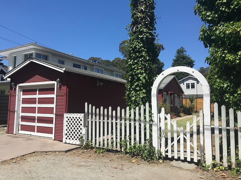 2nd image of 206-C Hollister Ave #B