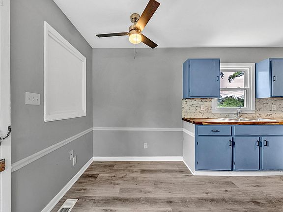 5th image of 4014 Maine Ave NW
