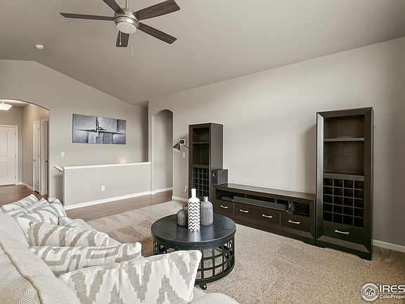 5th image of 705 Pioneer Dr