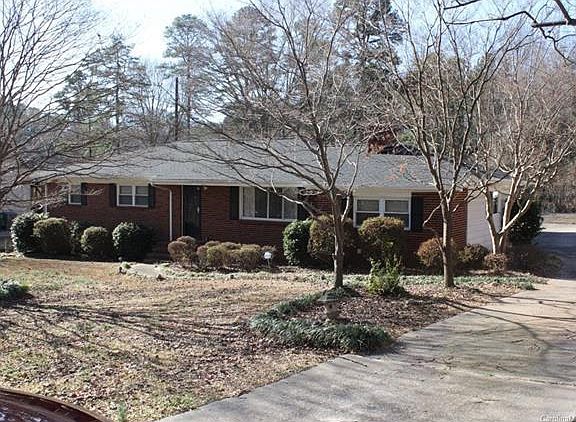 2nd image of 7405 Linda Lake Dr