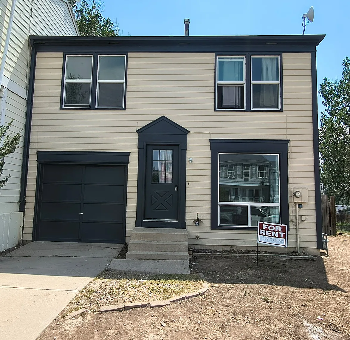 2022 Kennedy Ave — Photo 1