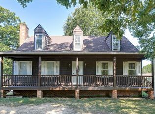 7532 Robinwood Ct, Chesterfield, VA 23832