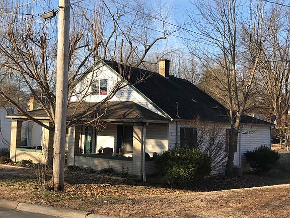 3rd image of 509 N Maryland St