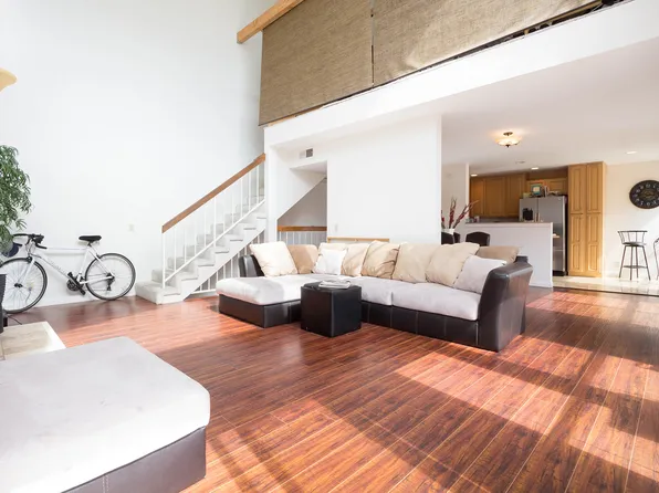 713 4th St #G, Hermosa Beach, CA 90254