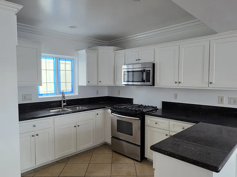 244 E Gage Ave #246 — Photo 6