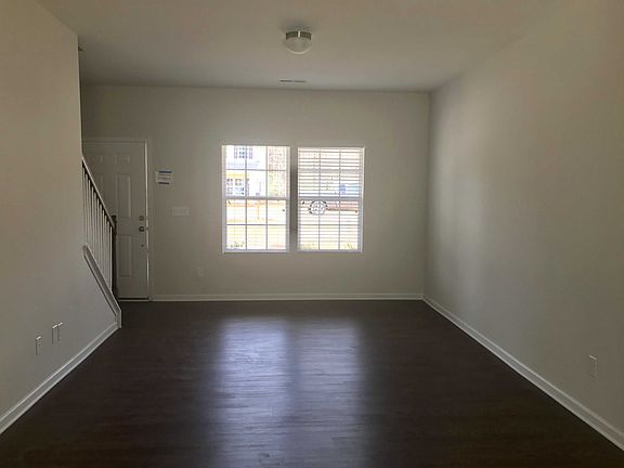 2nd image of 271 Village Creek Way