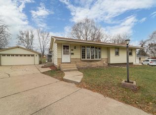 7173 Carmen Ave, Inver Grove Heights, MN 55076
