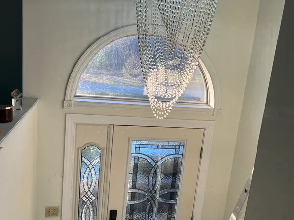 109 White Pine Trl, East Stroudsburg, PA 18301