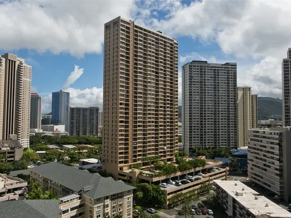 411 Hobron Ln APT 2905, Honolulu, HI 96815