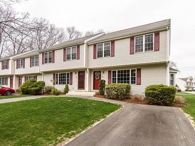 85 Steeple Chase Cir APT 4, Attleboro, MA, 02703