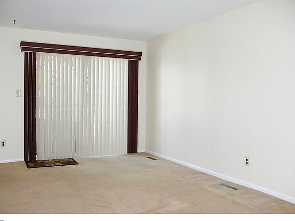 5th image of 3427 Hillock Ln