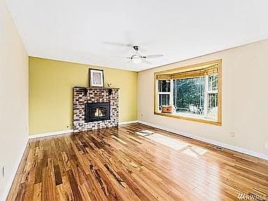 5th image of 7705 NE Broadleaf Ct