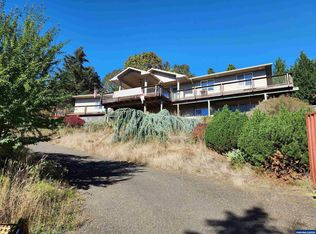 1429 NE Center St, Sheridan, OR 97378