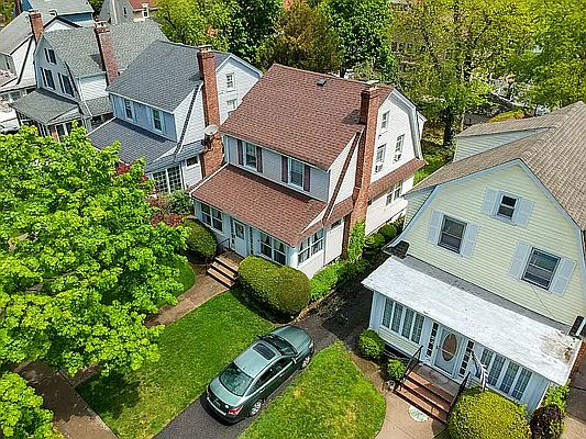 4th image of 8425 115th St
