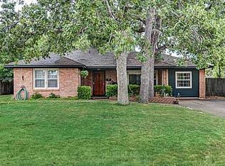 728 Lazy Ln, Bryan, TX 77802