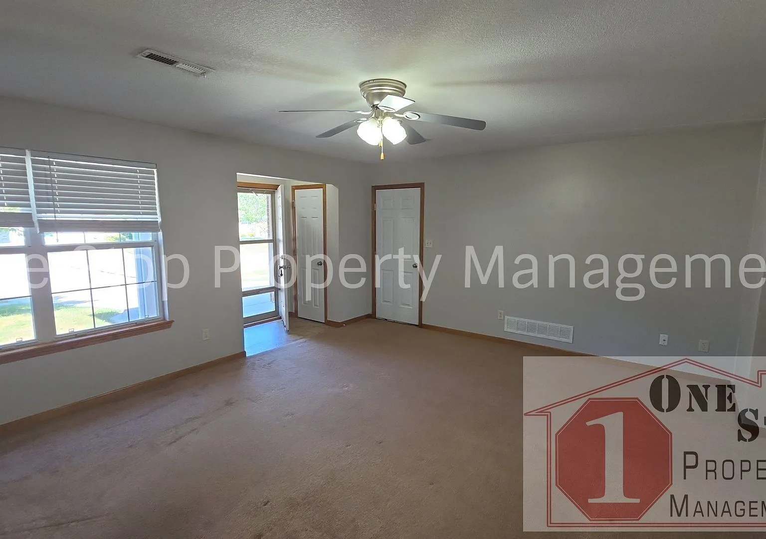 2 Bedroom 2 bathroom in Grain Valley! — Photo 4