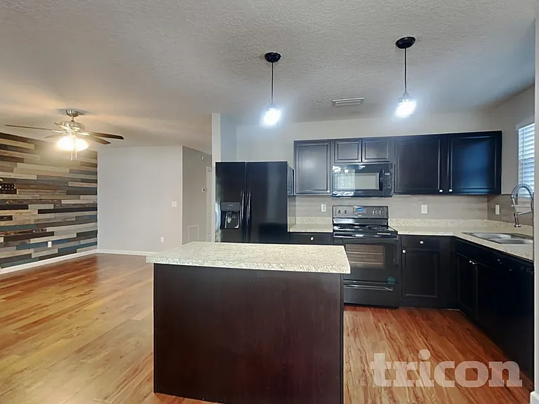 77094 Crosscut Way — Photo 5