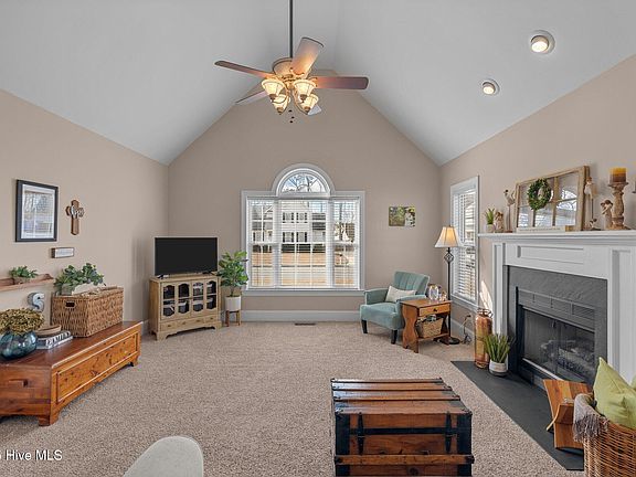 5th image of 2717 Ramblewood Court