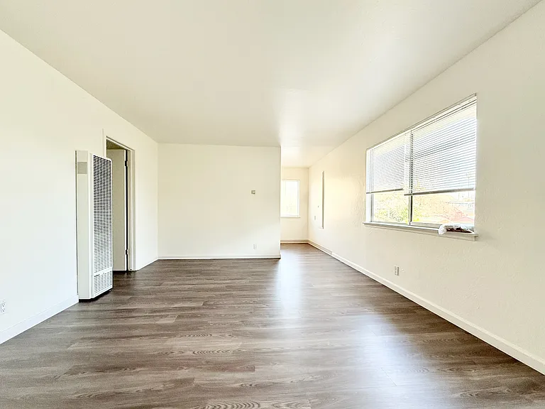 420 S 7th St #6 — Photo 2