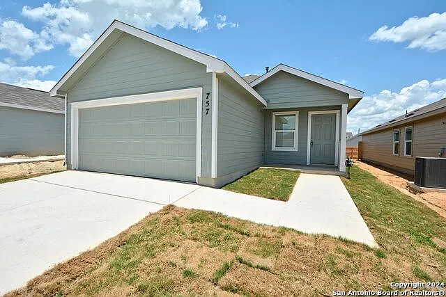 4 bed, 2.0 bath, 1627 sqft, $1,625 — Photo 2