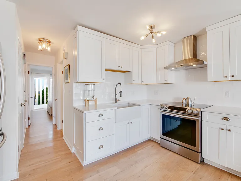274 Dune Rd #19 — Photo 9