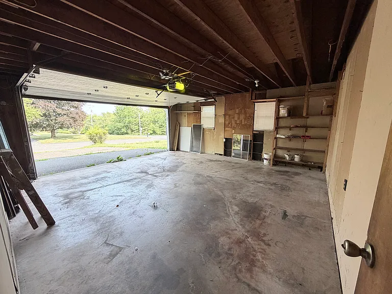 5849 Beverly Hills Rd — Photo 31