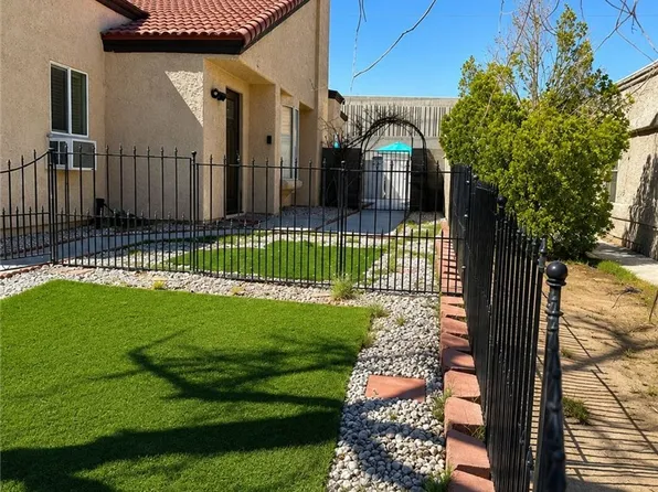 5440 Harmony Ave, Las Vegas, NV 89107