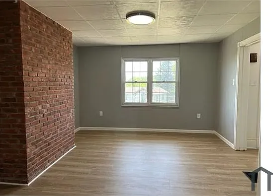 4 bed, 1919 sqft, $1,800 — Photo 4