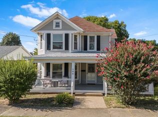 106 W 8th St, Williamstown, WV 26187